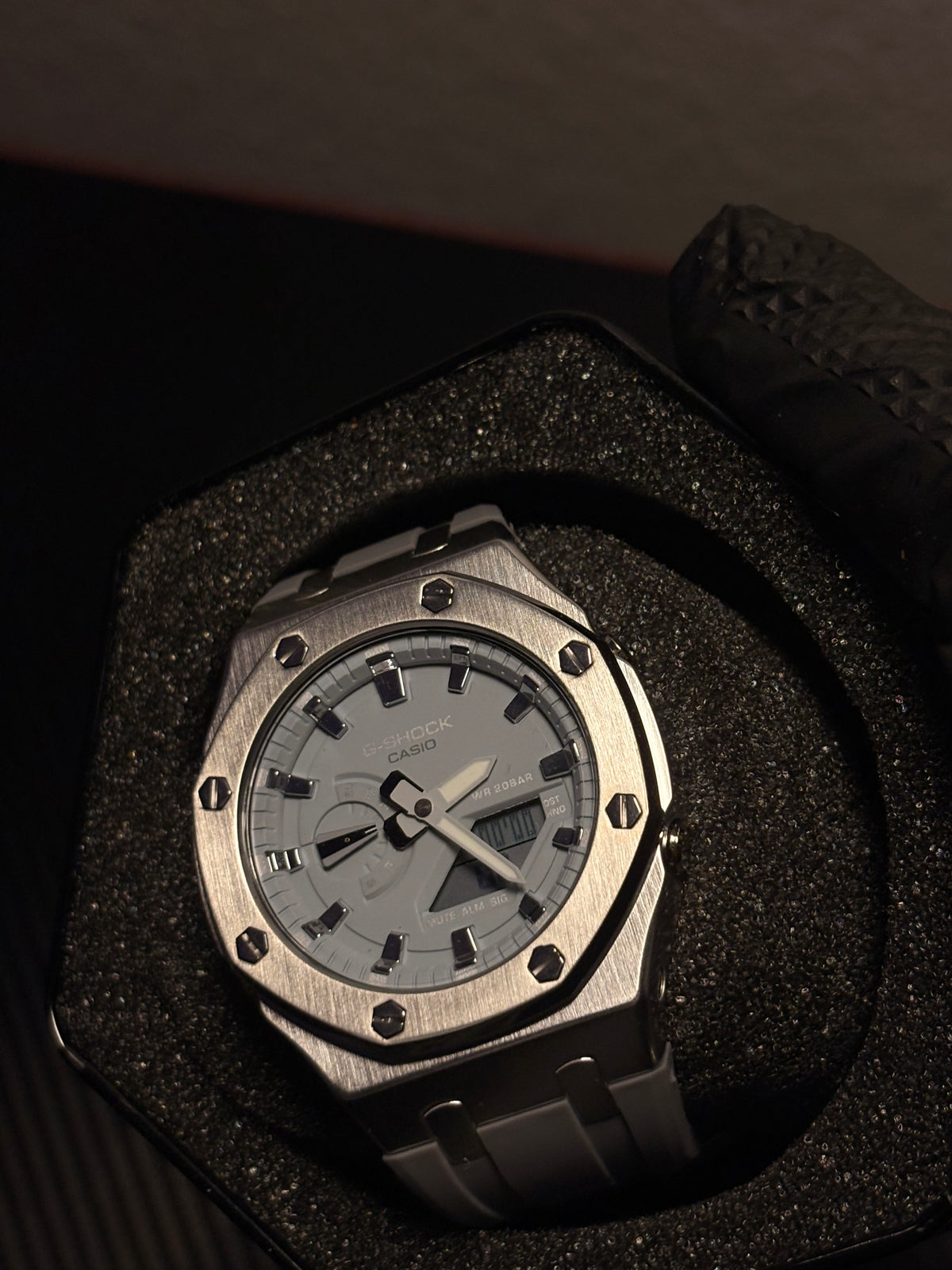GREY WOLF AP X G-SHOCK G